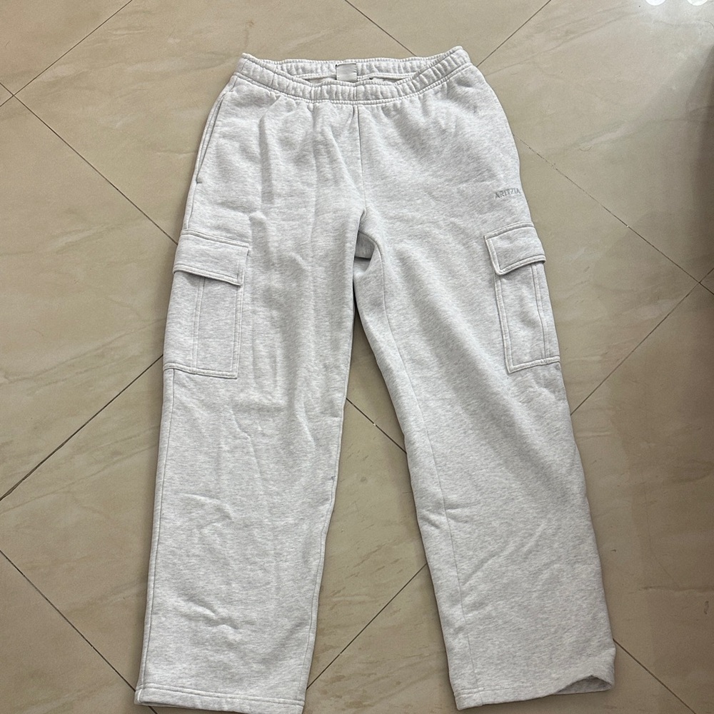 SOLD Aritzia Light Gray Cargo Pants